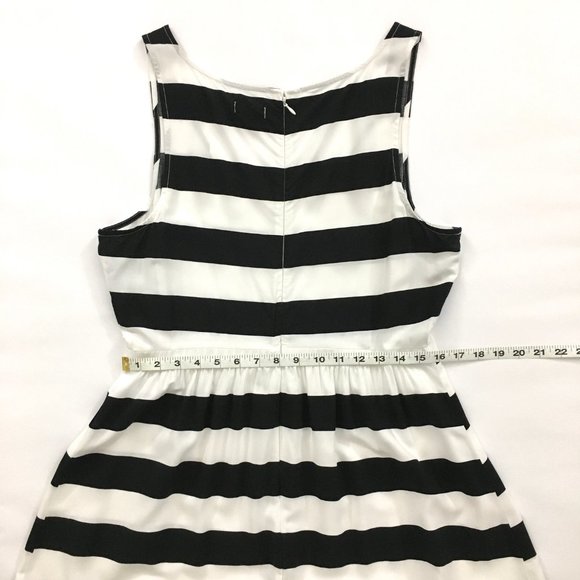 OLD NAVY White Black Stripe Fit & Flare Flirty Dress - 16 - Picture 6 of 7